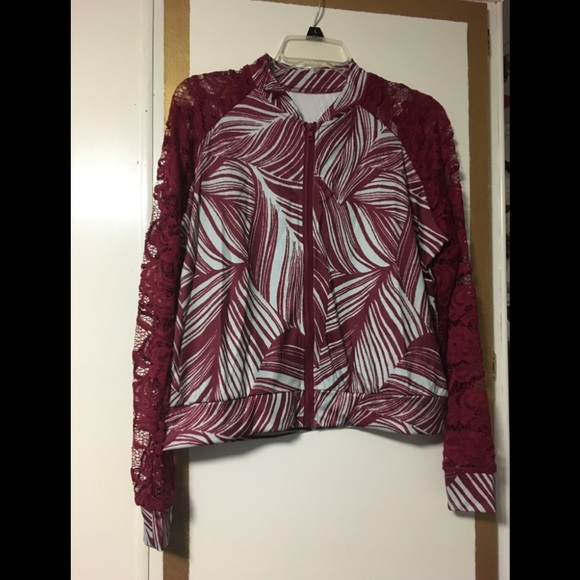 🌼5 for $25🌼 Lace Bomber Jacket - Picture 2 of 5